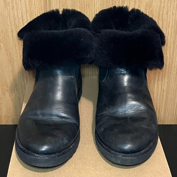 Ugg Women's Romely Buckle Boots - Picture 15 of 15